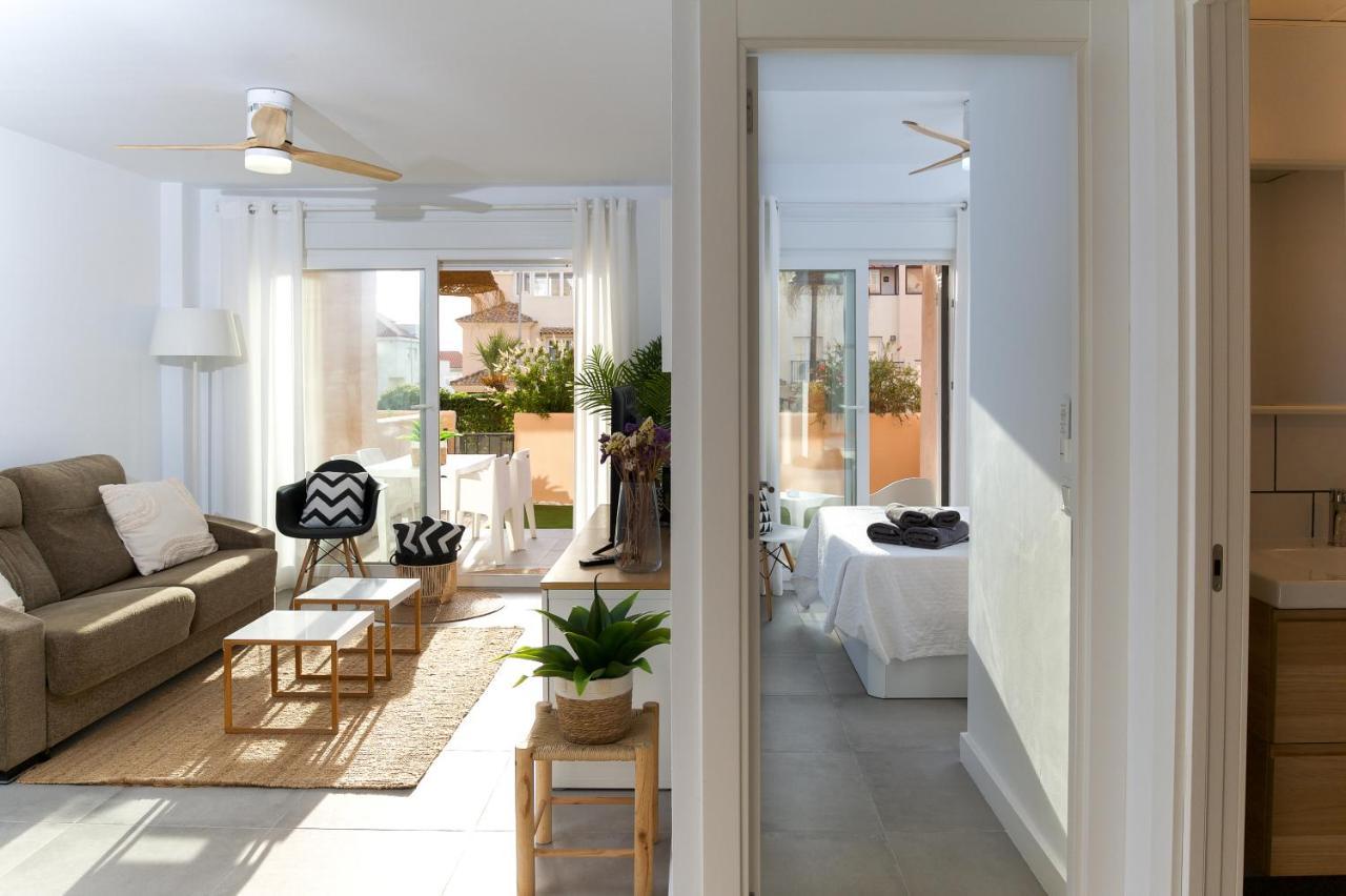Surf Apartment - Wifi - Parking - Swimming Pool - Patio - Garden Tarifa Kültér fotó